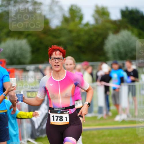30.08.2026 - Elbe Triathlon Hamburg LAZAROV Photography http://msf.ph/oto/10093495 30.08.2026 14:28:43 Laufen 178, 1 meine-sportfotos.de