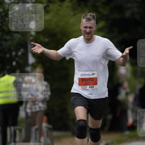 30.08.2026 - Blankeneser Heldenlauf Patografie http://msf.ph/oto/10093518 30.08.2026 09:29:37 Ziel 3671 meine-sportfotos.de