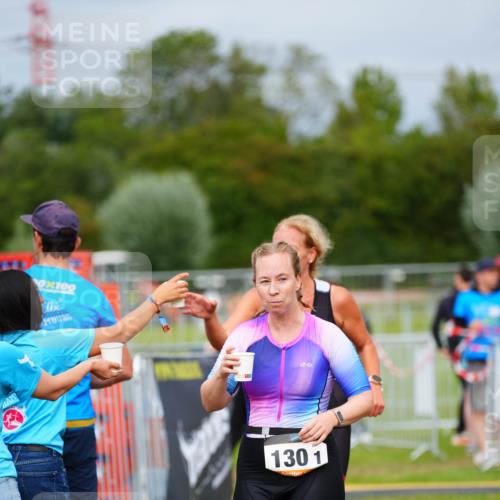 30.08.2026 - Elbe Triathlon Hamburg LAZAROV Photography http://msf.ph/oto/10093541 30.08.2026 14:30:14 Laufen 100, 130, 1 meine-sportfotos.de