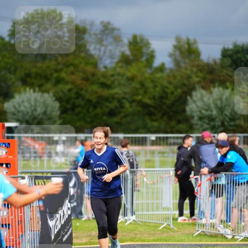 30.08.2026 - Elbe Triathlon Hamburg LAZAROV Photography http://msf.ph/oto/10093553 30.08.2026 14:30:58 Laufen  meine-sportfotos.de