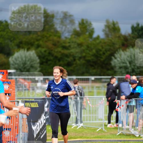 30.08.2026 - Elbe Triathlon Hamburg LAZAROV Photography http://msf.ph/oto/10093555 30.08.2026 14:30:59 Laufen  meine-sportfotos.de