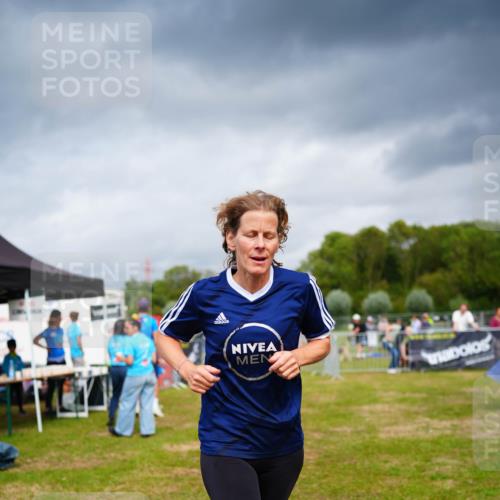 30.08.2026 - Elbe Triathlon Hamburg LAZAROV Photography http://msf.ph/oto/10093566 30.08.2026 14:31:12 Laufen  meine-sportfotos.de