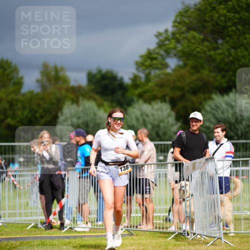 30.08.2026 - Elbe Triathlon Hamburg LAZAROV Photography http://msf.ph/oto/10093583 30.08.2026 14:31:26 Laufen 1381 meine-sportfotos.de