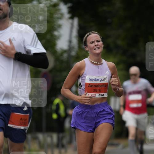 30.08.2026 - Blankeneser Heldenlauf Patografie http://msf.ph/oto/10093593 30.08.2026 09:30:41 Ziel 3518, 3544, 3730 meine-sportfotos.de