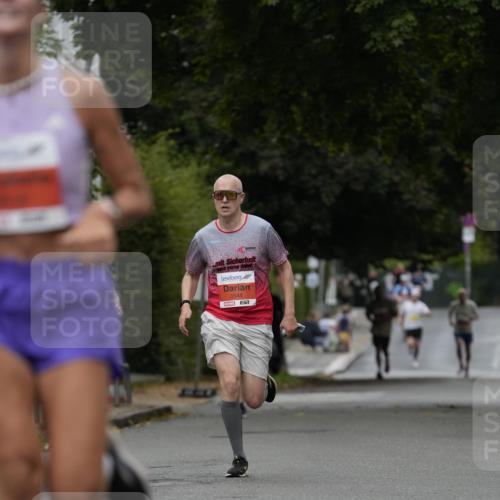 30.08.2026 - Blankeneser Heldenlauf Patografie http://msf.ph/oto/10093595 30.08.2026 09:30:42 Ziel 3518, 3544, 3730 meine-sportfotos.de