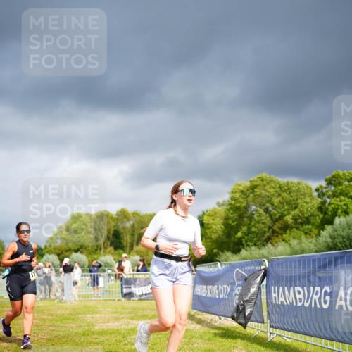 30.08.2026 - Elbe Triathlon Hamburg LAZAROV Photography http://msf.ph/oto/10093605 30.08.2026 14:31:30 Laufen  meine-sportfotos.de