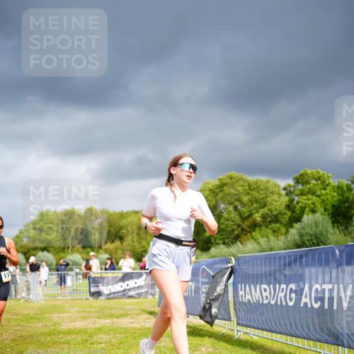 30.08.2026 - Elbe Triathlon Hamburg LAZAROV Photography http://msf.ph/oto/10093607 30.08.2026 14:31:31 Laufen 17 meine-sportfotos.de