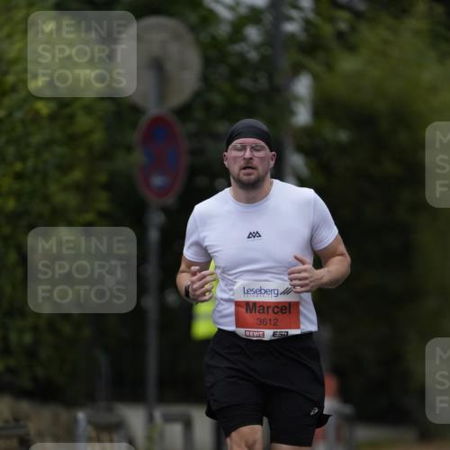 30.08.2026 - Blankeneser Heldenlauf Patografie http://msf.ph/oto/10093611 30.08.2026 09:30:49 Ziel 3544, 3610, 3612 meine-sportfotos.de