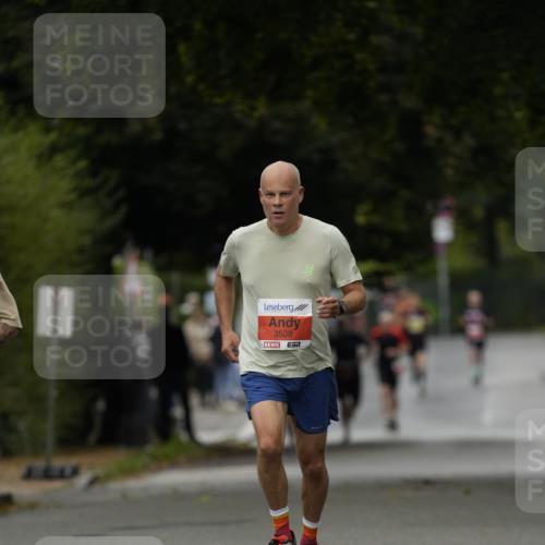 30.08.2026 - Blankeneser Heldenlauf Patografie http://msf.ph/oto/10093624 30.08.2026 09:31:04 Ziel 1801, 3508, 3632 meine-sportfotos.de