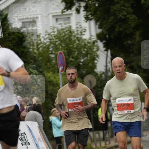 30.08.2026 - Blankeneser Heldenlauf Patografie http://msf.ph/oto/10093628 30.08.2026 09:31:08 Ziel 1801, 3508, 3632 meine-sportfotos.de