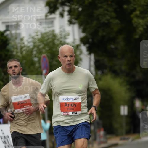 30.08.2026 - Blankeneser Heldenlauf Patografie http://msf.ph/oto/10093634 30.08.2026 09:31:09 Ziel 1801, 3508, 3632 meine-sportfotos.de