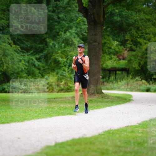 30.08.2026 - Elbe Triathlon Hamburg LAZAROV Photography http://msf.ph/oto/10093649 30.08.2026 15:15:59 Laufen 61 meine-sportfotos.de