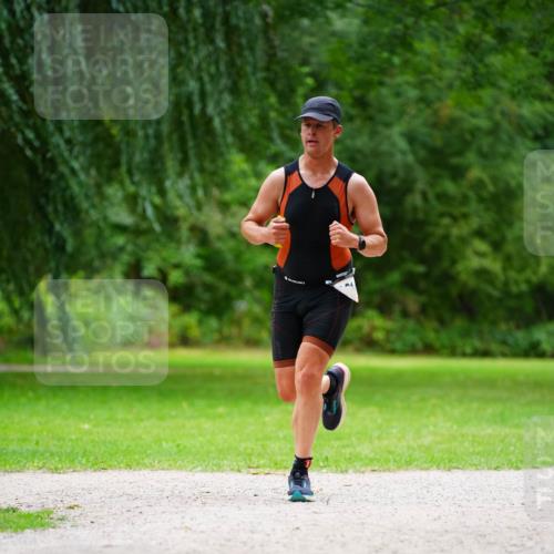 30.08.2026 - Elbe Triathlon Hamburg LAZAROV Photography http://msf.ph/oto/10093661 30.08.2026 15:16:02 Laufen  meine-sportfotos.de