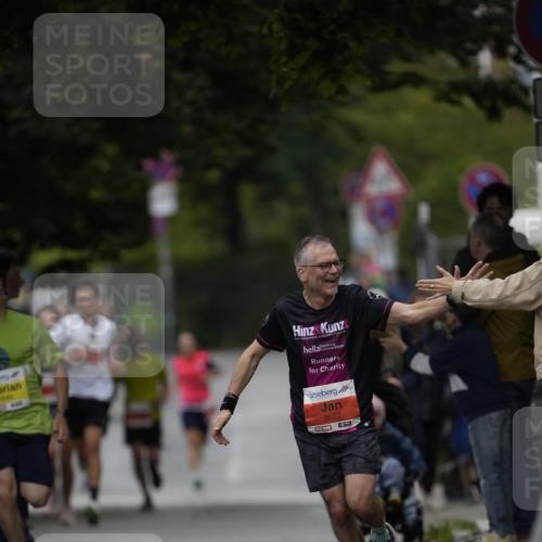 30.08.2026 - Blankeneser Heldenlauf Patografie http://msf.ph/oto/10093684 30.08.2026 09:31:37 Ziel 1023, 1597, 3598, 3707 meine-sportfotos.de