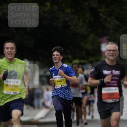 30.08.2026 - Blankeneser Heldenlauf Patografie http://msf.ph/oto/10093695 30.08.2026 09:31:40 Ziel 1023, 1645, 3598 meine-sportfotos.de