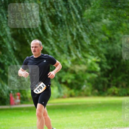 30.08.2026 - Elbe Triathlon Hamburg LAZAROV Photography http://msf.ph/oto/10093696 30.08.2026 15:17:30 Laufen 179, 2 meine-sportfotos.de