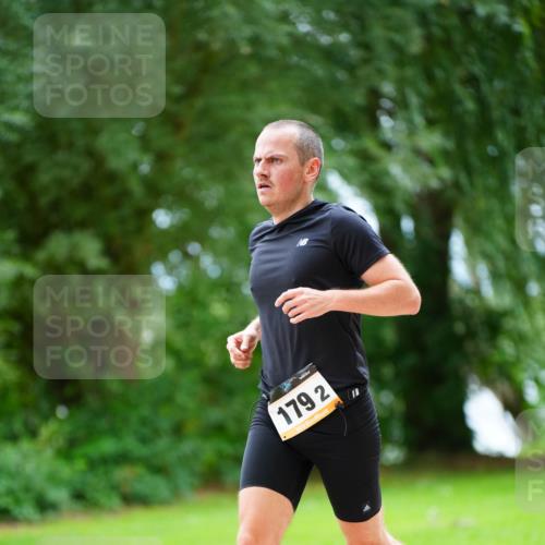 30.08.2026 - Elbe Triathlon Hamburg LAZAROV Photography http://msf.ph/oto/10093703 30.08.2026 15:17:31 Laufen 179, 2 meine-sportfotos.de