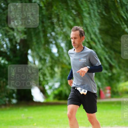 30.08.2026 - Elbe Triathlon Hamburg LAZAROV Photography http://msf.ph/oto/10093713 30.08.2026 15:17:33 Laufen 22 meine-sportfotos.de
