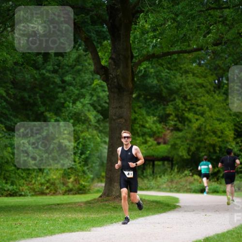 30.08.2026 - Elbe Triathlon Hamburg LAZAROV Photography http://msf.ph/oto/10093725 30.08.2026 15:19:11 Laufen 42 meine-sportfotos.de