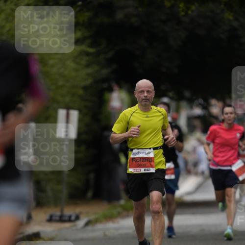 30.08.2026 - Blankeneser Heldenlauf Patografie http://msf.ph/oto/10093736 30.08.2026 09:31:58 Ziel 1553, 3644, 3703 meine-sportfotos.de
