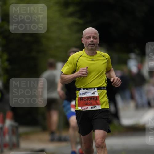 30.08.2026 - Blankeneser Heldenlauf Patografie http://msf.ph/oto/10093742 30.08.2026 09:32:01 Ziel 1553, 3639, 3644 meine-sportfotos.de