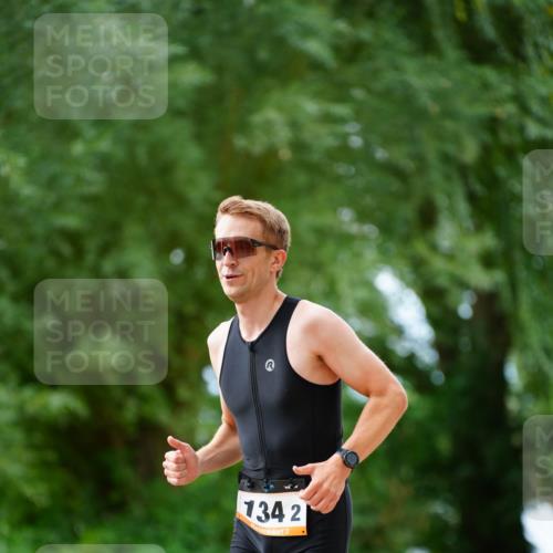 30.08.2026 - Elbe Triathlon Hamburg LAZAROV Photography http://msf.ph/oto/10093746 30.08.2026 15:19:18 Laufen 134, 2, 3 meine-sportfotos.de