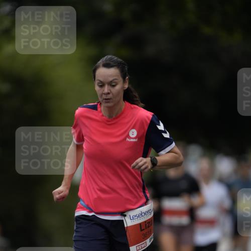 30.08.2026 - Blankeneser Heldenlauf Patografie http://msf.ph/oto/10093752 30.08.2026 09:32:08 Ziel 3618, 3639, 3691 meine-sportfotos.de