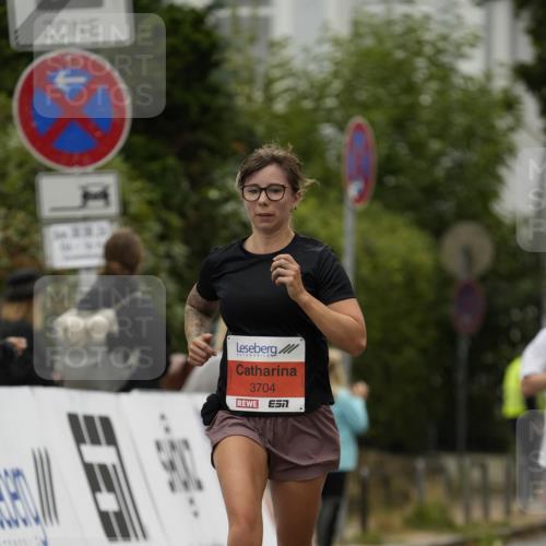 30.08.2026 - Blankeneser Heldenlauf Patografie http://msf.ph/oto/10093767 30.08.2026 09:32:18 Ziel 1521, 3618, 3670, 3704 meine-sportfotos.de