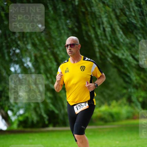 30.08.2026 - Elbe Triathlon Hamburg LAZAROV Photography http://msf.ph/oto/10093769 30.08.2026 15:20:03 Laufen 1552 meine-sportfotos.de