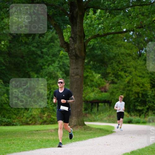30.08.2026 - Elbe Triathlon Hamburg LAZAROV Photography http://msf.ph/oto/10093774 30.08.2026 15:20:50 Laufen  meine-sportfotos.de