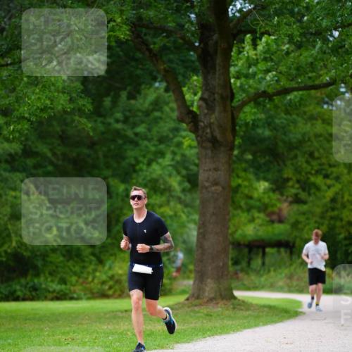 30.08.2026 - Elbe Triathlon Hamburg LAZAROV Photography http://msf.ph/oto/10093775 30.08.2026 15:20:51 Laufen  meine-sportfotos.de