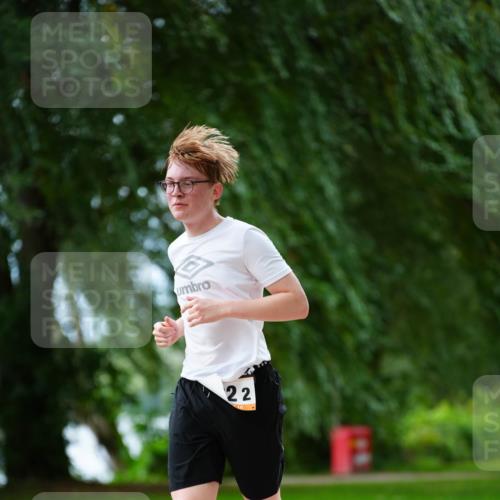30.08.2026 - Elbe Triathlon Hamburg LAZAROV Photography http://msf.ph/oto/10093805 30.08.2026 15:21:04 Laufen 22 meine-sportfotos.de