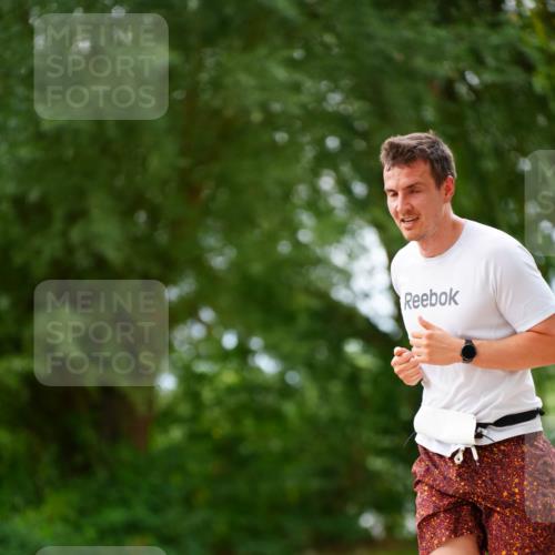 30.08.2026 - Elbe Triathlon Hamburg LAZAROV Photography http://msf.ph/oto/10093814 30.08.2026 15:21:14 Laufen  meine-sportfotos.de