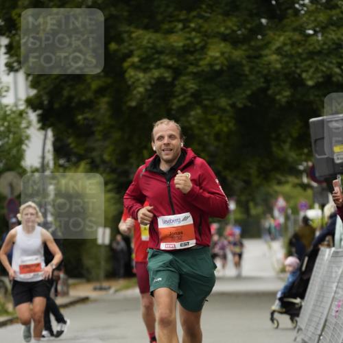 30.08.2026 - Blankeneser Heldenlauf Patografie http://msf.ph/oto/10093850 30.08.2026 09:32:57 Ziel 1022, 1073, 1375, 3513, 3595, 3732 meine-sportfotos.de