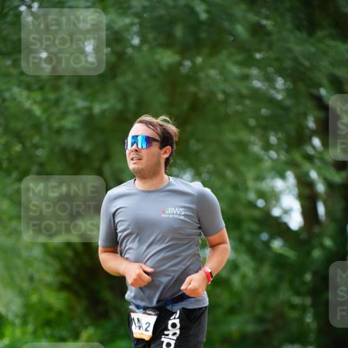 30.08.2026 - Elbe Triathlon Hamburg LAZAROV Photography http://msf.ph/oto/10093852 30.08.2026 15:21:59 Laufen 42, 2 meine-sportfotos.de