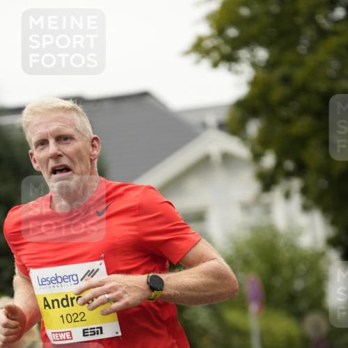 30.08.2026 - Blankeneser Heldenlauf Patografie http://msf.ph/oto/10093857 30.08.2026 09:33:01 Ziel 1022, 1375, 3513, 3732 meine-sportfotos.de