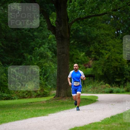 30.08.2026 - Elbe Triathlon Hamburg LAZAROV Photography http://msf.ph/oto/10093889 30.08.2026 15:24:14 Laufen 137, 2 meine-sportfotos.de