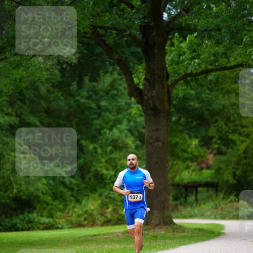 30.08.2026 - Elbe Triathlon Hamburg LAZAROV Photography http://msf.ph/oto/10093890 30.08.2026 15:24:15 Laufen 137, 2 meine-sportfotos.de