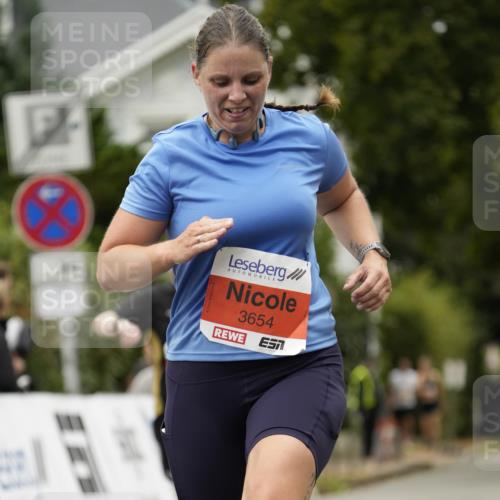 30.08.2026 - Blankeneser Heldenlauf Patografie http://msf.ph/oto/10093891 30.08.2026 09:33:28 Ziel 1316, 3510, 3654, 3690, 3723 meine-sportfotos.de