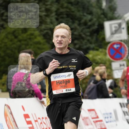 30.08.2026 - Blankeneser Heldenlauf Patografie http://msf.ph/oto/10093894 30.08.2026 09:33:29 Ziel 1316, 3510, 3654, 3690, 3723 meine-sportfotos.de