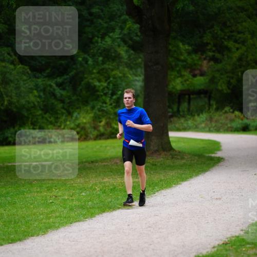 30.08.2026 - Elbe Triathlon Hamburg LAZAROV Photography http://msf.ph/oto/10093905 30.08.2026 15:25:55 Laufen  meine-sportfotos.de