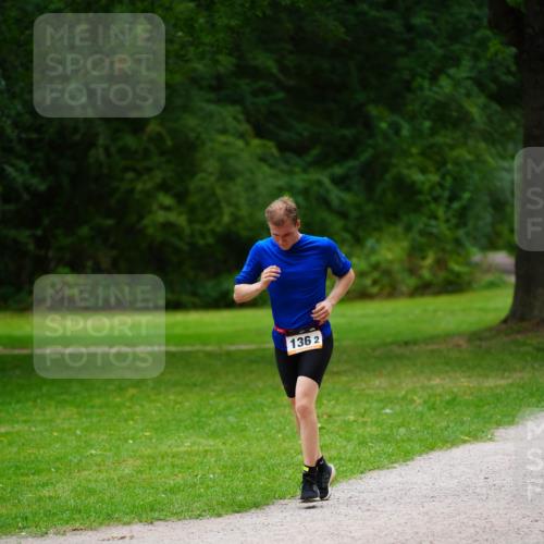 30.08.2026 - Elbe Triathlon Hamburg LAZAROV Photography http://msf.ph/oto/10093908 30.08.2026 15:25:57 Laufen 136, 2 meine-sportfotos.de