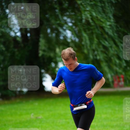 30.08.2026 - Elbe Triathlon Hamburg LAZAROV Photography http://msf.ph/oto/10093919 30.08.2026 15:26:00 Laufen  meine-sportfotos.de