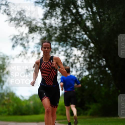 30.08.2026 - Elbe Triathlon Hamburg LAZAROV Photography http://msf.ph/oto/10093928 30.08.2026 15:26:10 Laufen  meine-sportfotos.de