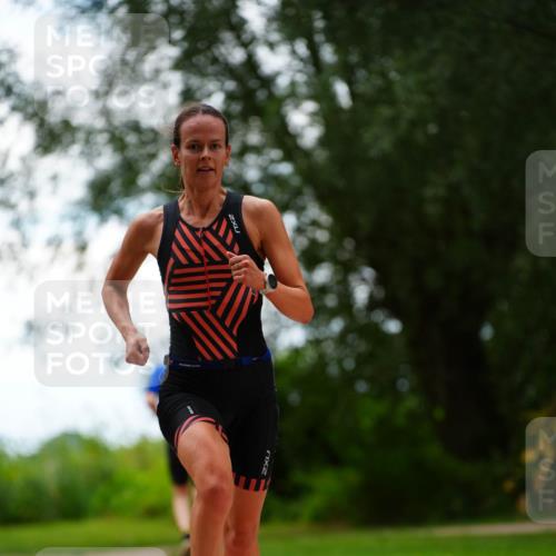 30.08.2026 - Elbe Triathlon Hamburg LAZAROV Photography http://msf.ph/oto/10093933 30.08.2026 15:26:11 Laufen 2 meine-sportfotos.de