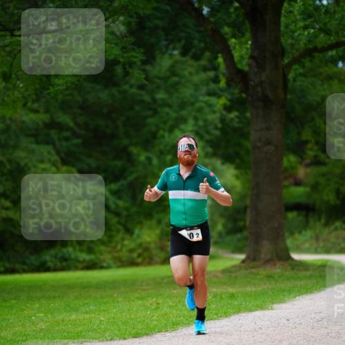 30.08.2026 - Elbe Triathlon Hamburg LAZAROV Photography http://msf.ph/oto/10093941 30.08.2026 15:27:17 Laufen 02 meine-sportfotos.de