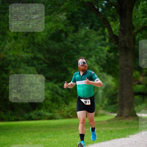 30.08.2026 - Elbe Triathlon Hamburg LAZAROV Photography http://msf.ph/oto/10093943 30.08.2026 15:27:17 Laufen 02 meine-sportfotos.de