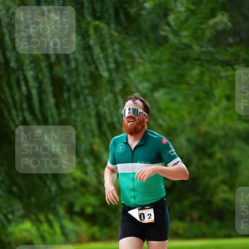 30.08.2026 - Elbe Triathlon Hamburg LAZAROV Photography http://msf.ph/oto/10093950 30.08.2026 15:27:19 Laufen 02 meine-sportfotos.de