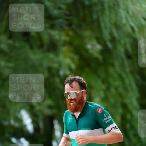 30.08.2026 - Elbe Triathlon Hamburg LAZAROV Photography http://msf.ph/oto/10093958 30.08.2026 15:27:20 Laufen 30, 2, 80 meine-sportfotos.de