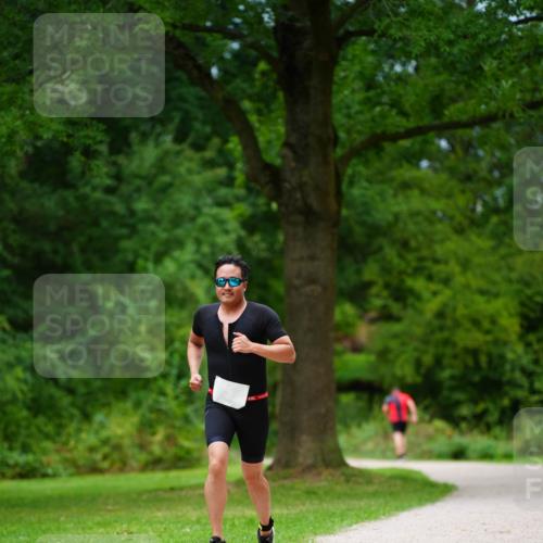 30.08.2026 - Elbe Triathlon Hamburg LAZAROV Photography http://msf.ph/oto/10093964 30.08.2026 15:28:41 Laufen  meine-sportfotos.de